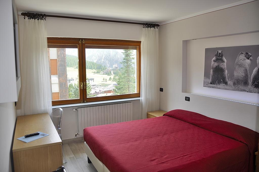 Hotel Sud Ovest Sestriere Exterior photo